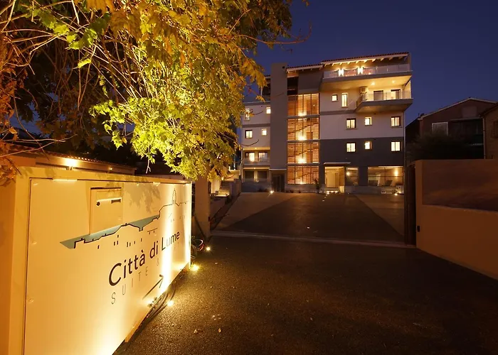 Aparthotel Citta Di Lume & Lofts 4*